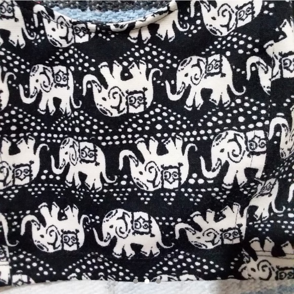 Black and white detailed elephant bralette - Picture 2 of 3